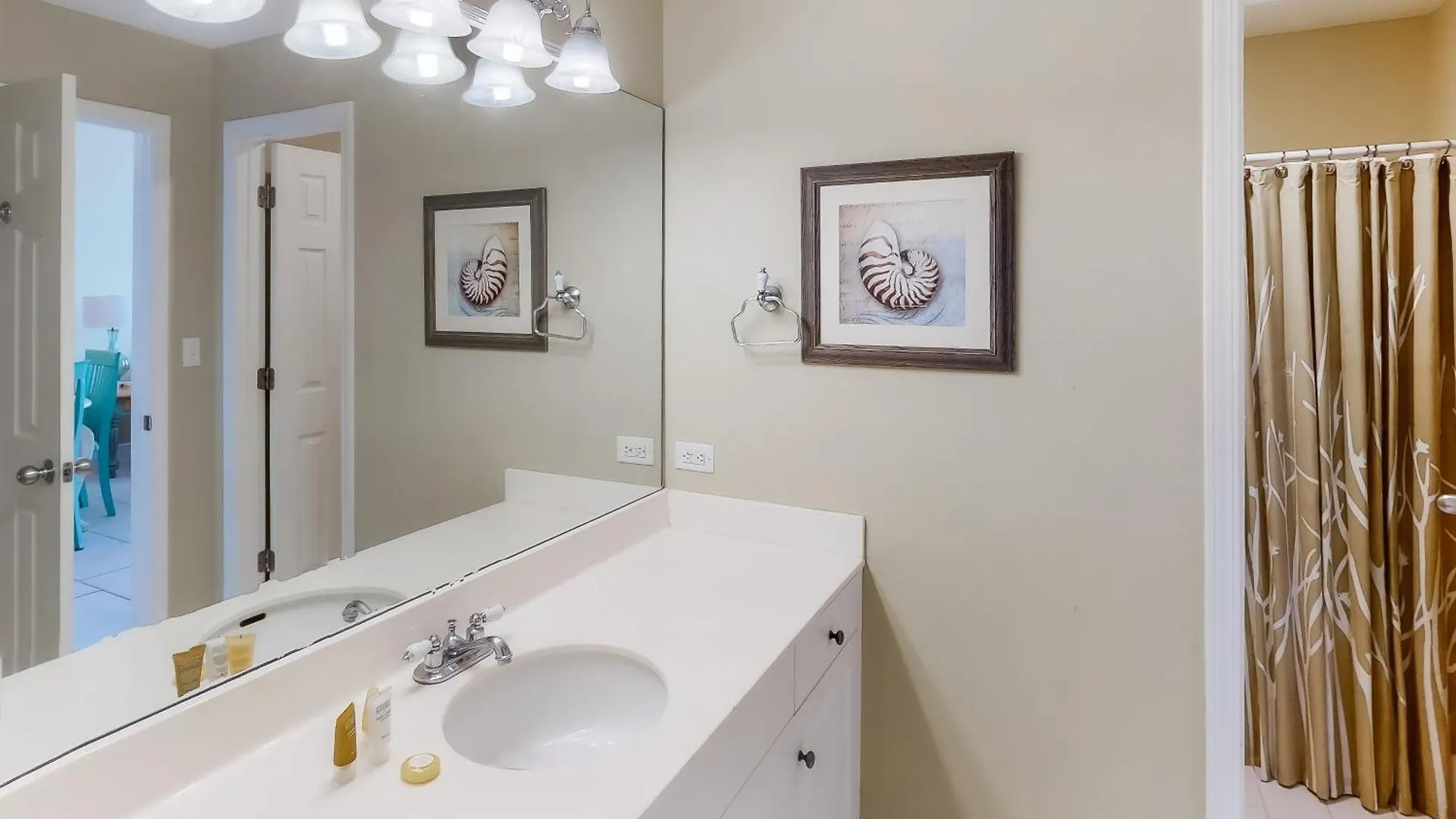 Leeward Key Apartment Destin